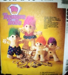 6351 MCCALLS TREASURE JEWELLED TROLL 11'', 15'' DOLLS, CLOTHES PATTERN